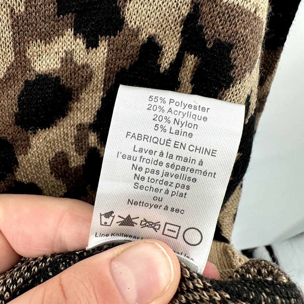 JOHN & JENN Evereve Wes Camo Pullover Sweater // XS - Picture 10 of 11